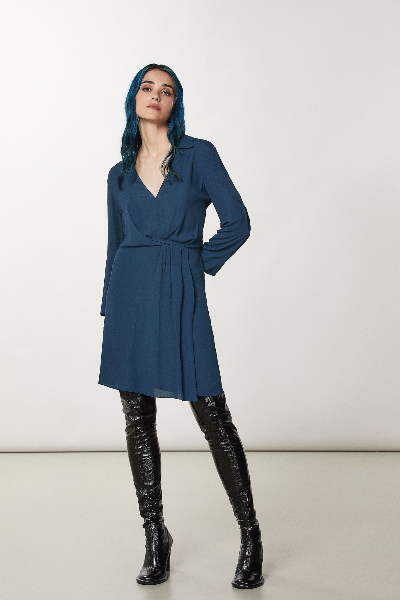 Abito Mini in Tessuto Crepe / Blu - Ideal Moda