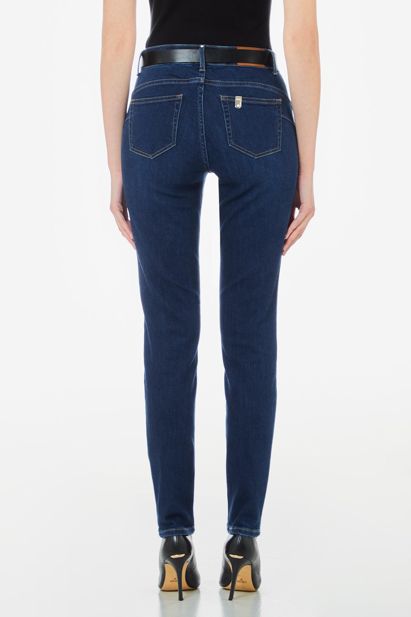 Divine Dark Wash Jeans / Jeans