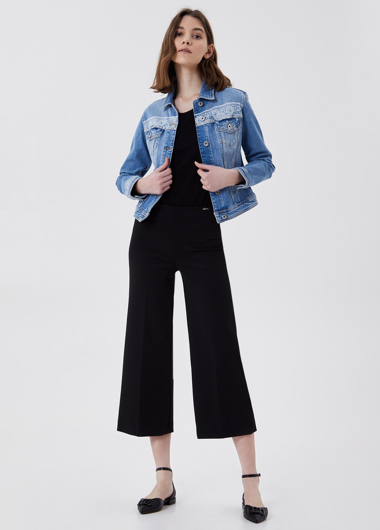 Pantalone cropped ampio / Nero - Ideal Moda