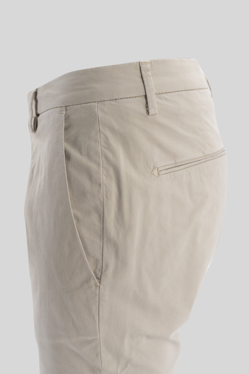 Pantalone Slim Fit / Beige - Ideal Moda